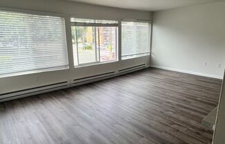 2 beds, 1 bath, 900 sqft, $1,650, Unit 414