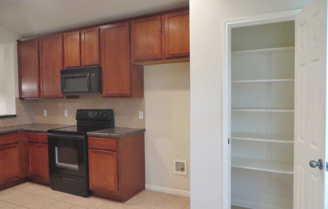 3 Bedroom 2 Bathroom Villages of Berry Creek Home