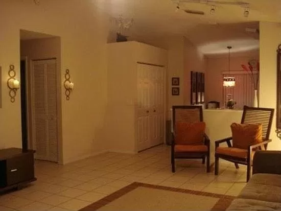 707 NW 208 DR
