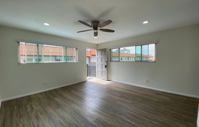 El Camino Grove Apartment Homes