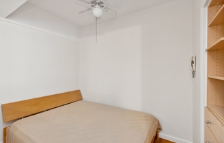 1 bed, 1 bath, $4,200, Unit 7A