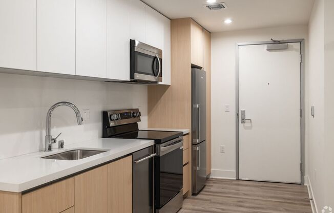1 bed, 1 bath, 445 sqft, $1,875, Unit 212