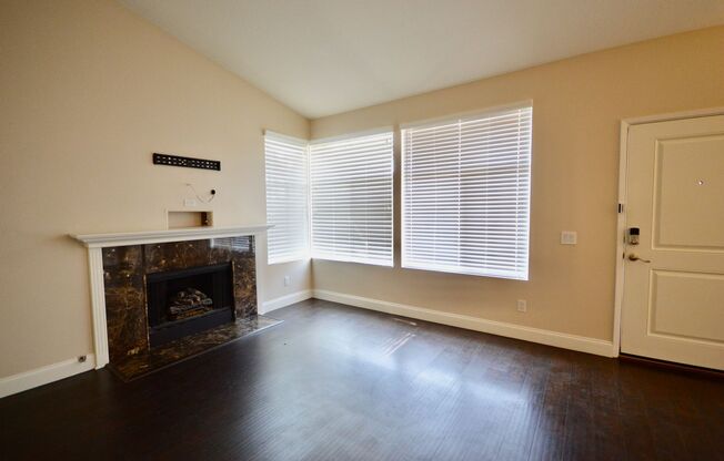 2 beds, 2 baths, $2,795, Unit Unit 57D