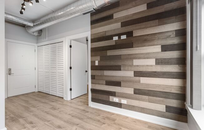 1 bed, 1 bath, 373 sqft, $1,650, Unit 206