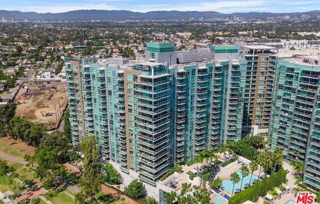 1 bed, 2 baths, 917 sqft, $3,995, Unit 509