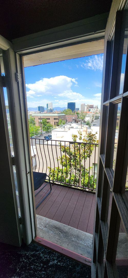 Studio, 1 bath, 150 sqft, $795, Unit 4