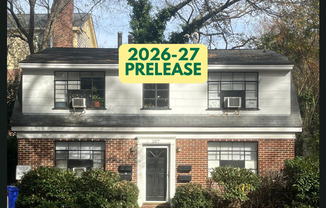 Charming 1BR Apartment Steps from UNC – Water & Electric Included!