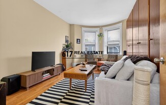19 Royal ST