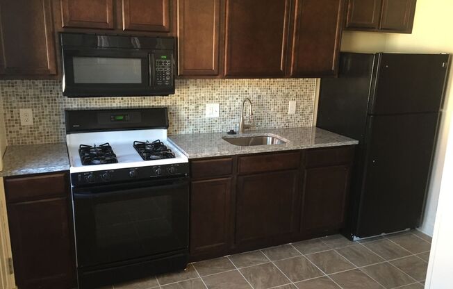 3 Bedroom Home for Rent !!