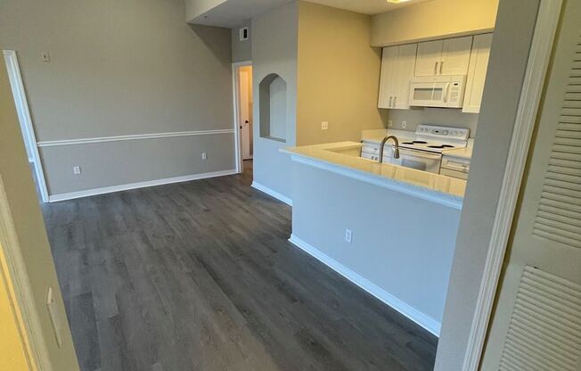Awesome apartment in the heart of Metrowest!