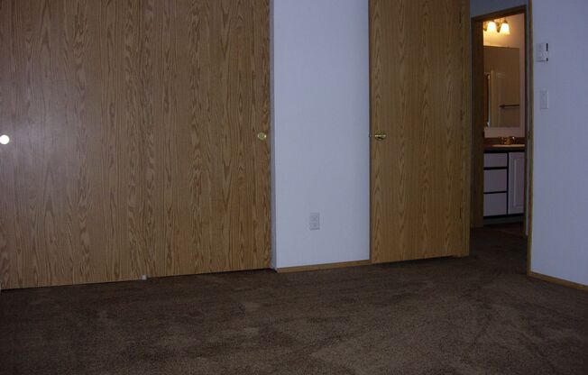 1 bed, 1 bath, $1,275, Unit 038