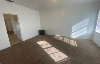 1 bed, 1 bath, 600 sqft, $875, Unit 725