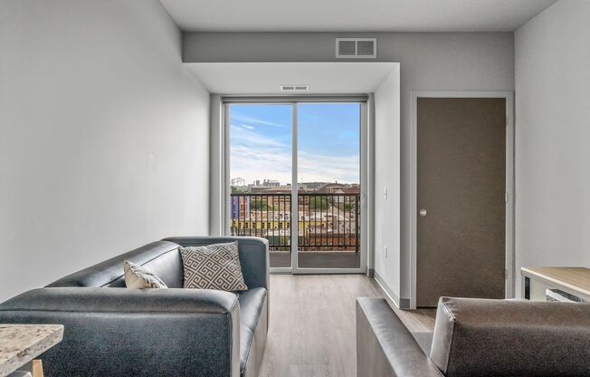 1 bed, 1 bath, 605 sqft, $1,525, Unit 201