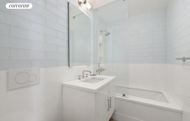 4 beds, 4.5 baths, 3,815 sqft, $30,000, Unit PHA