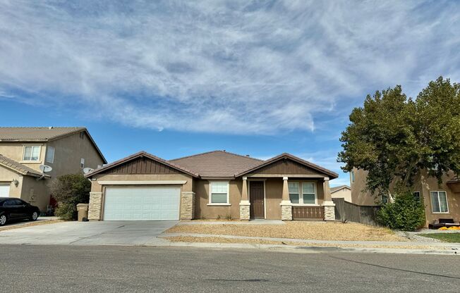 Spacious 4-Bedroom Home Available in Hesperia!