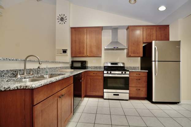 3073 Kentshire Circle