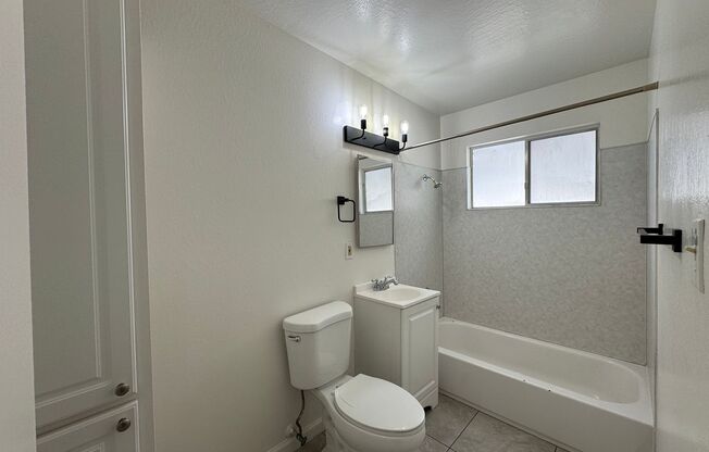 1 bed, 1 bath, 500 sqft, $1,495, Unit 10