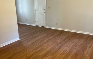 1 bed, 1 bath, $850