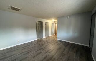 2 beds, 1 bath, 950 sqft, $1,275, Unit 15