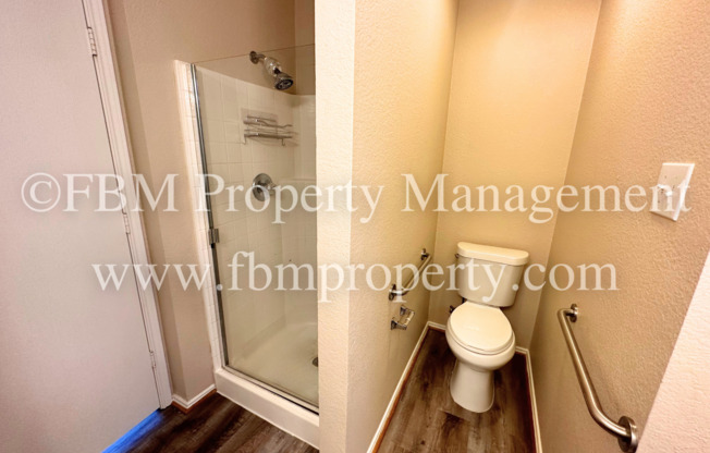 3 beds, 2 baths, $2,095