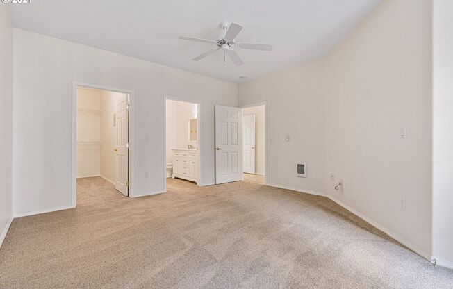 2 beds, 2 baths, $2,395, Unit Unit 801