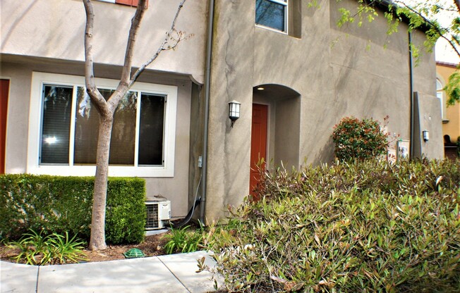 2 beds, 2 baths, $2,250