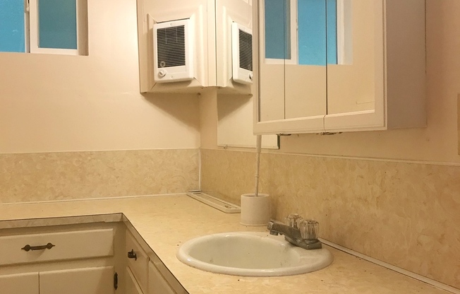 1 bed, 1 bath, $1,495