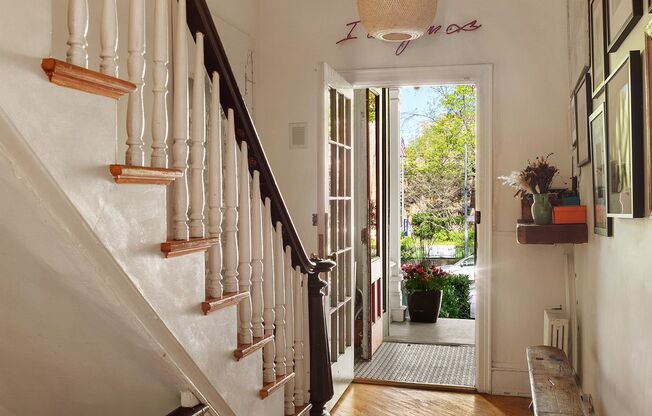 264 CLINTON AVE