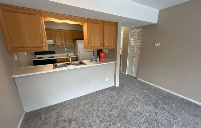 1 bed, 1 bath, 615 sqft, $859, Unit 111