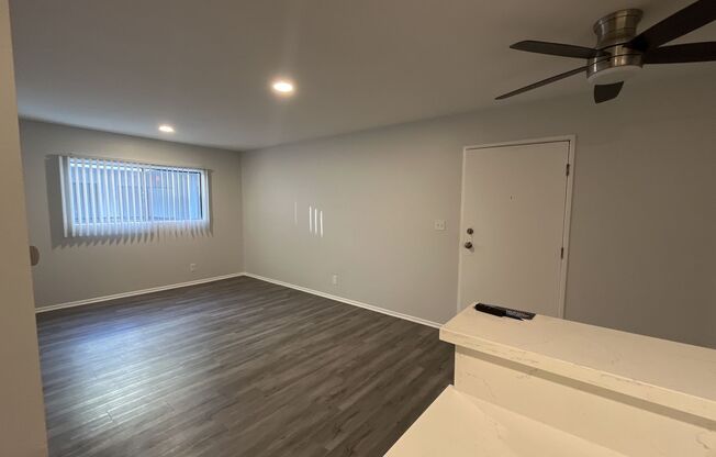 1 bed, 1 bath, 695 sqft, $1,548, Unit 214