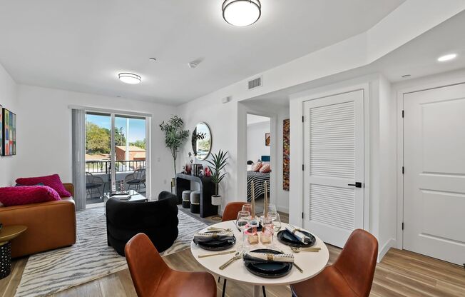 1 bed, 1 bath, 600 sqft, $2,500, Unit 122