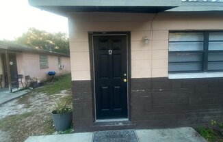 10118 N LANTANA AVE