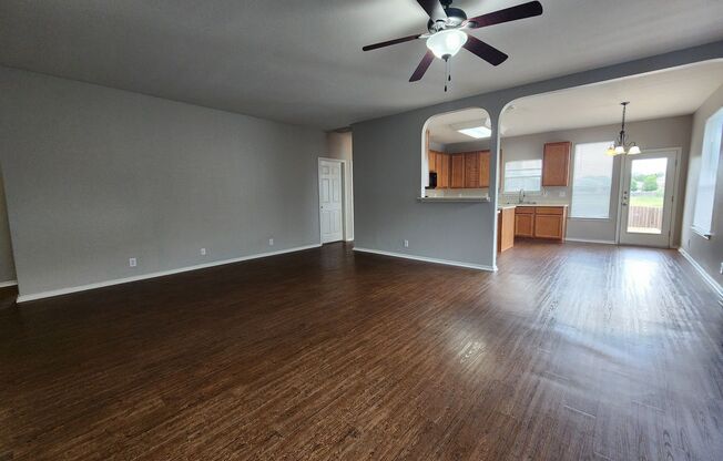 2 Weeks Free Rent / 3/2/2 in Dove Crossing / Community Pool /Luxury Vinyl Plank - NO Carpet!  / Fenced in Yard / NBISD