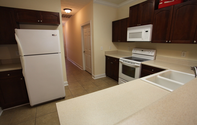 Townhouse Available For Rent December 2025!