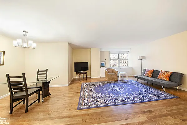 Studio, 1 bath, $5,300, Unit 1117