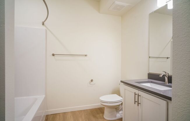 1 bed, 1 bath, 655 sqft, $1,395, Unit 313