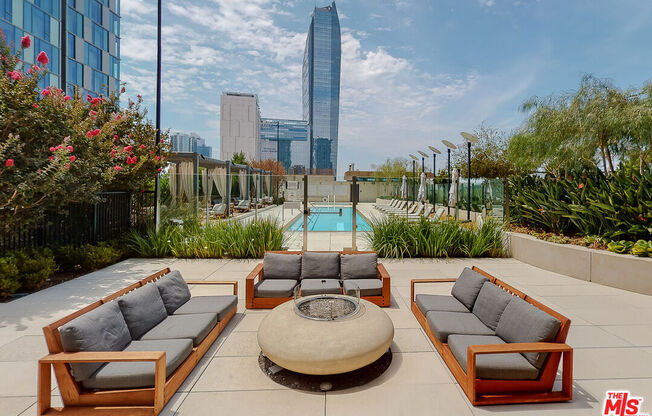 2 beds, 2 baths, 1,290 sqft, $4,900, Unit 2608