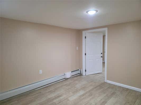 84 33 116 ST