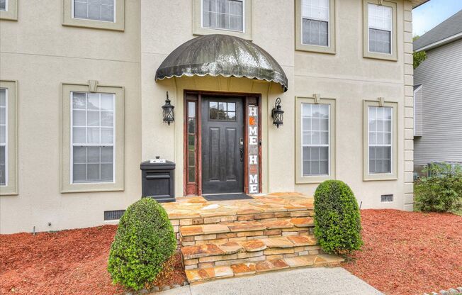 Updated 4 bedroom 2.5 bath close to everything with Columbia County Schools