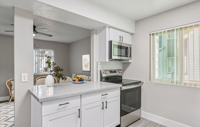 1 bed, 1 bath, 607 sqft, $1,399, Unit 1046