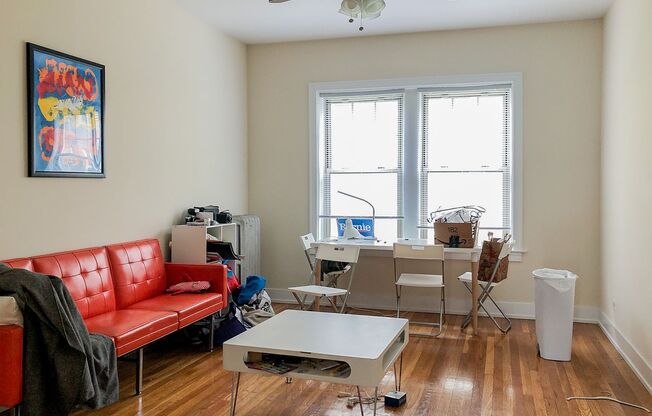 2 beds, 1 bath, 745 sqft, $2,295, Unit 1920-1
