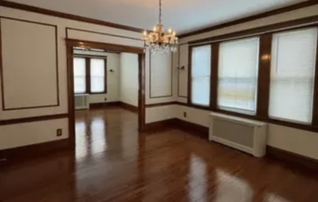 13 WOODROW AVE