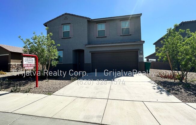 4 Bed, 3 Bath House + Den + Loft in Gladden Farms (Moore Rd/Tangerine Farms)