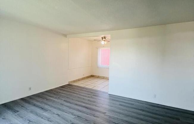 3409 W 104 ST