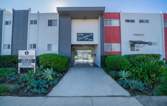 Welcome Home to Chateau Devonshire Apartments