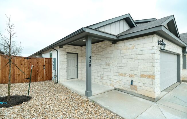 438 PARKLINE DR