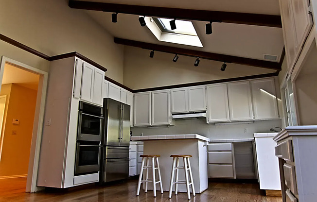 Lovely spacious home, dual levels, Cupertino Schools, beautiful pool, cul de sac location, EASY commute!