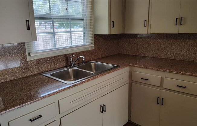 2 Bedroom 1 Bath in North Austin