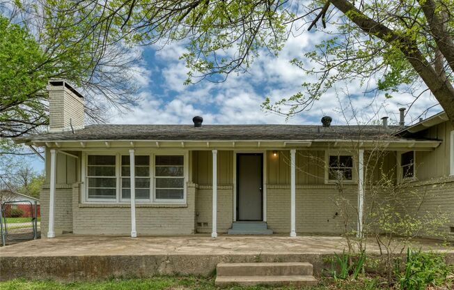 Gorgeous, Spacious Home in Meadowbrook Area, Ft Worth