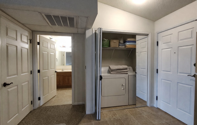 1 bed, 1 bath, $910, Unit A-311
